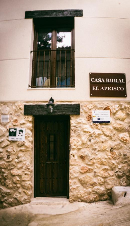 El Aprisco, Con Piscina Climatizada En Hueva-Guadalajara Villa Luaran gambar