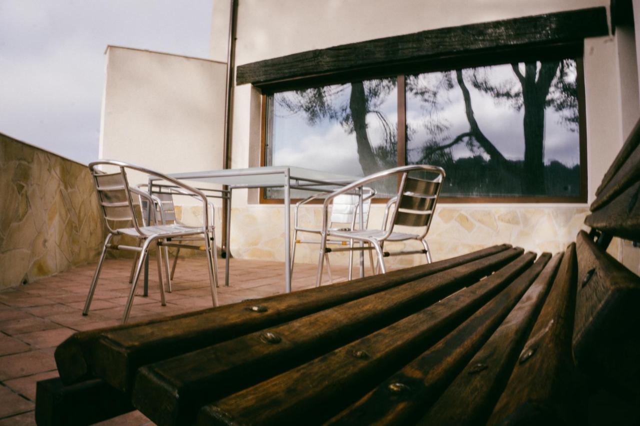 El Aprisco, Con Piscina Climatizada En Hueva-Guadalajara Villa Luaran gambar