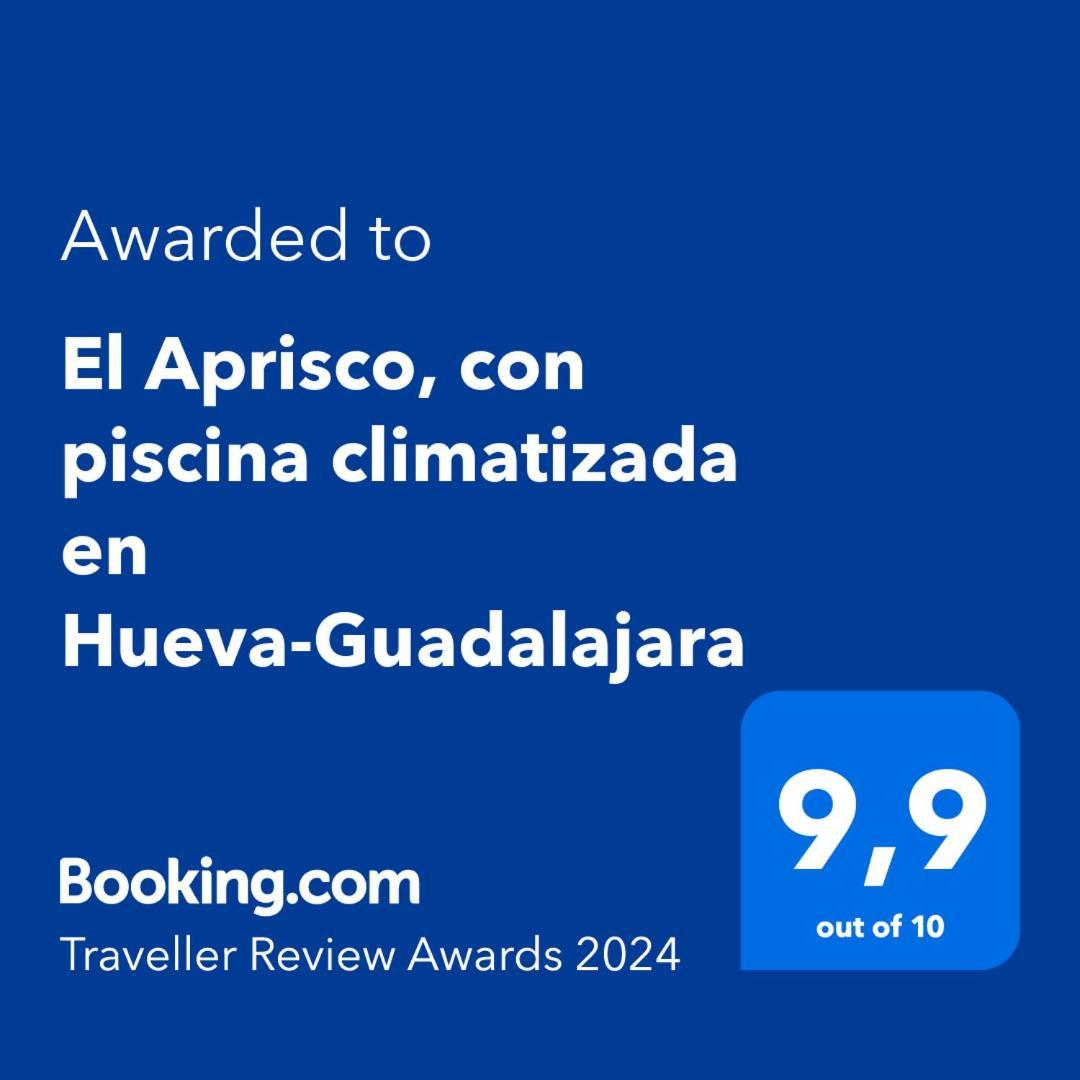 El Aprisco, Con Piscina Climatizada En Hueva-Guadalajara Villa Luaran gambar